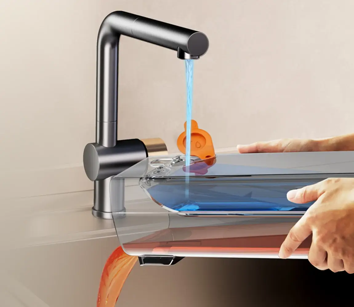 Bình nước S600 được châm nước sạch và xả nước bẩn