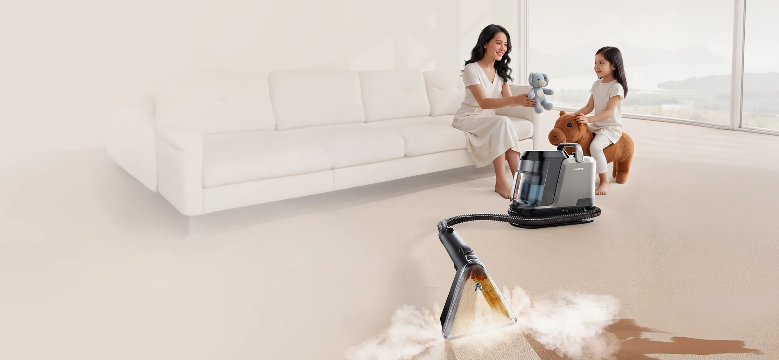 Gia đình đang dùng máy giặt hút đệm sofa Y100 Steam trong phòng khách